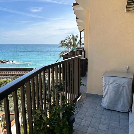 La Gaviota - Bilocale Sul Mare In Arziglia Apartment Bordighera Exterior photo